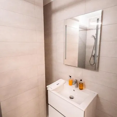 Wave 4 Mamaia Nord Appartement