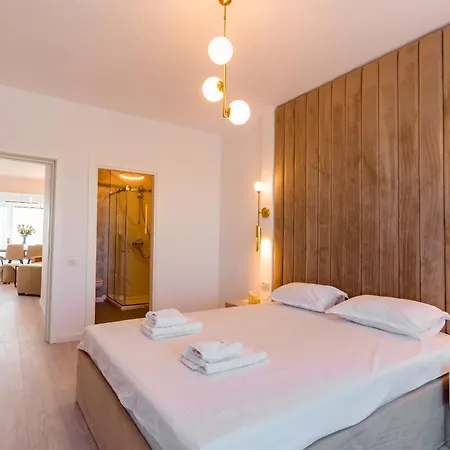 Wave 4 Mamaia Nord * Năvodari