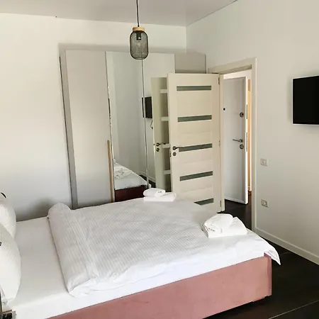 Wave 4 Mamaia Nord Appartement