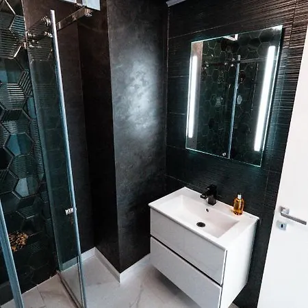 Apartment Wave 4 Mamaia Nord *