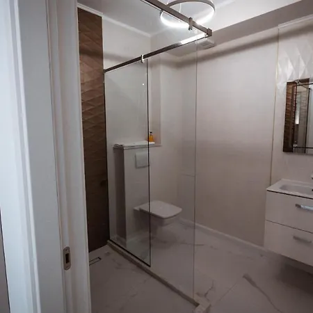Apartment Wave 4 Mamaia Nord *
