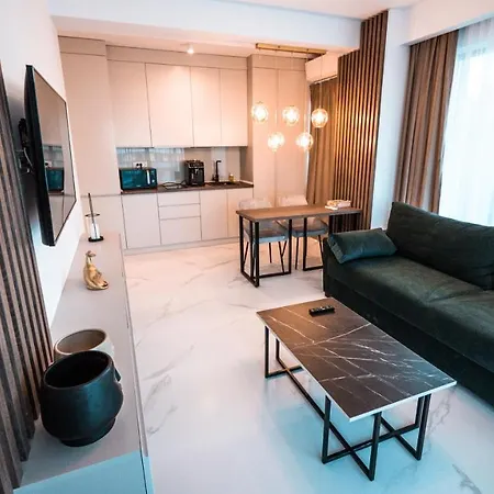 Wave 4 Mamaia Nord Apartment *