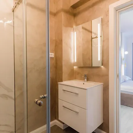 Wave 4 Mamaia Nord Apartment Navodari