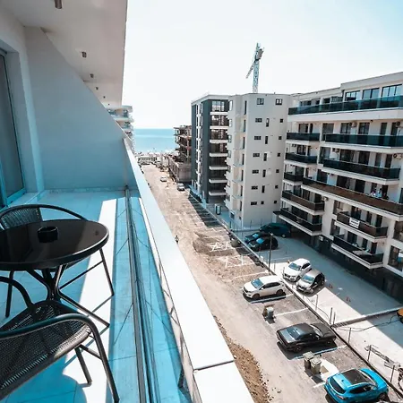 Wave 4 Mamaia Nord Apartment *